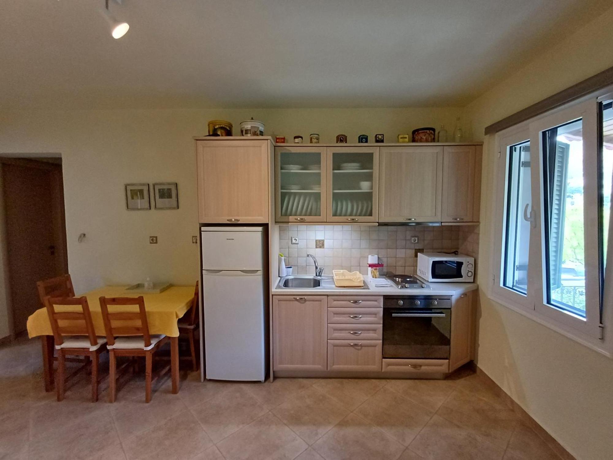 Ktima Pyroessa Apartments - Yellow Apartment Thanos 외부 사진